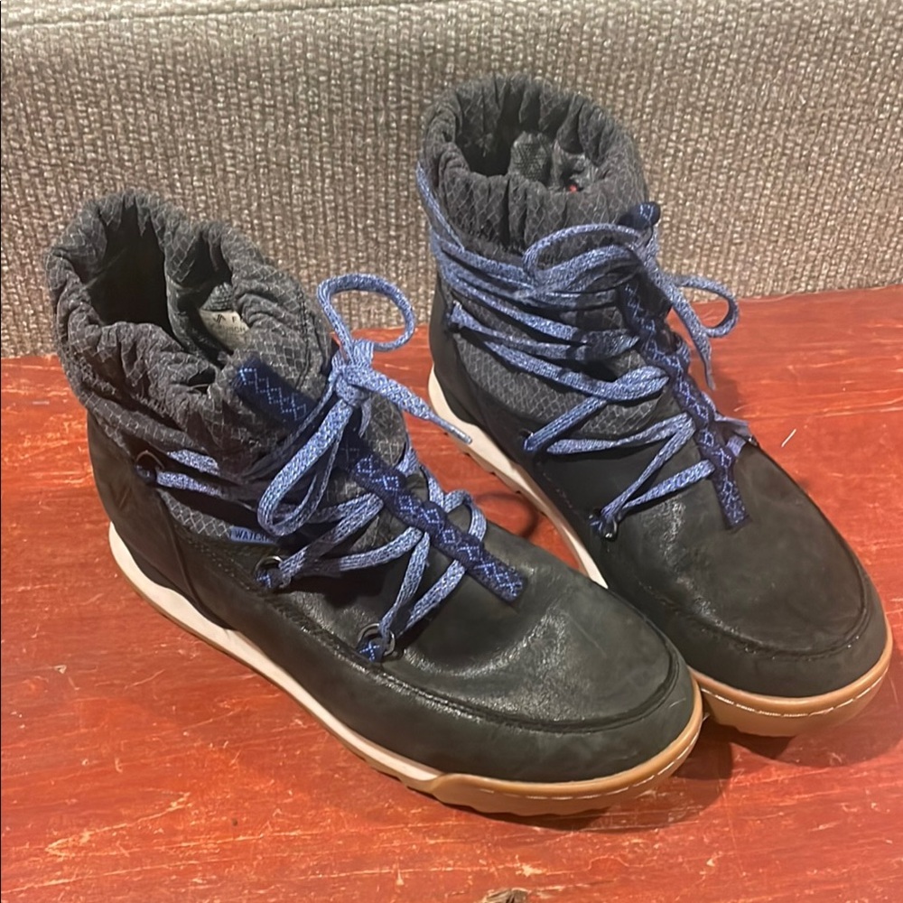 FORSAKE WOMEN'S SCRUNCH SNOW BOOT